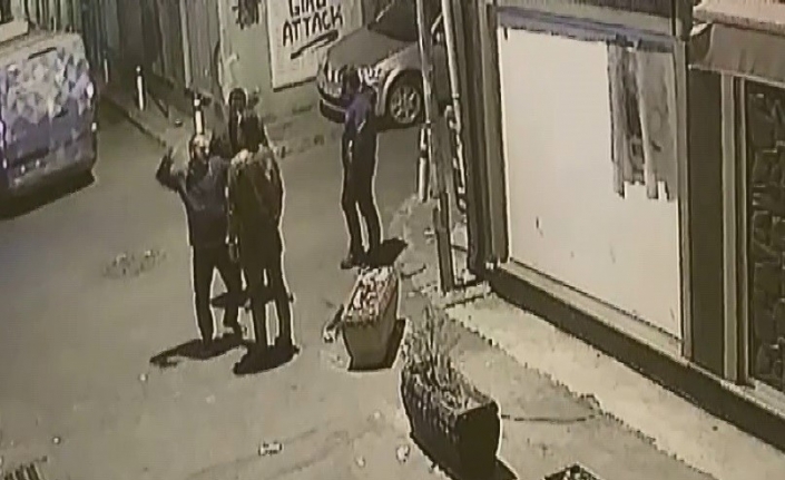 (TEKRAR) Patronunun işçisini döverek öldürdüğü anlar kamerada