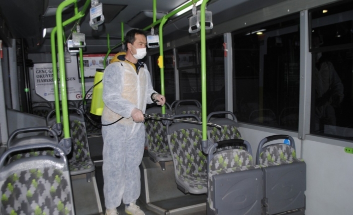 116 toplu taşıma aracı tek tek dezenfekte edildi