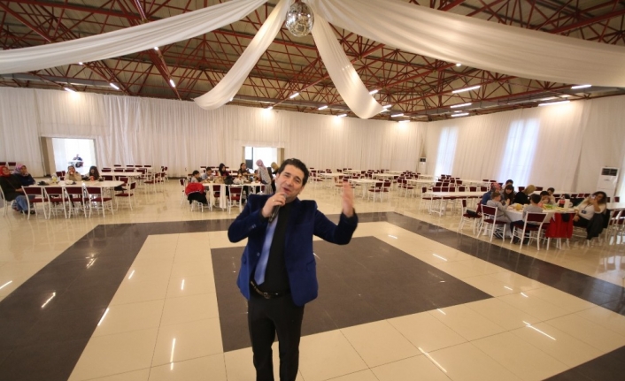 500 kişi davet edildi, virüs sebebiyle 15 kişi katıldı