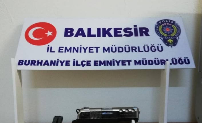 Balıkesir’de 8 silah ele geçirildi