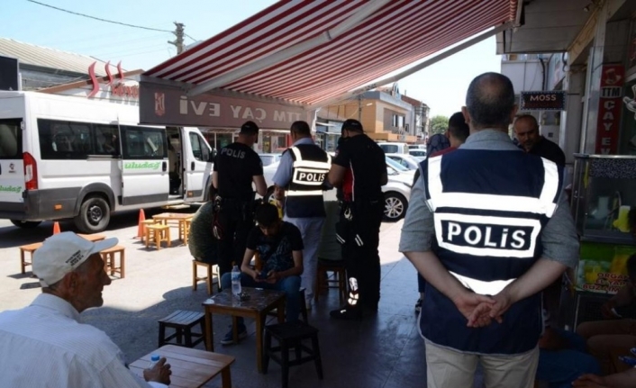 Balıkesir’de polis aranan 37 kişiyi yakaladı