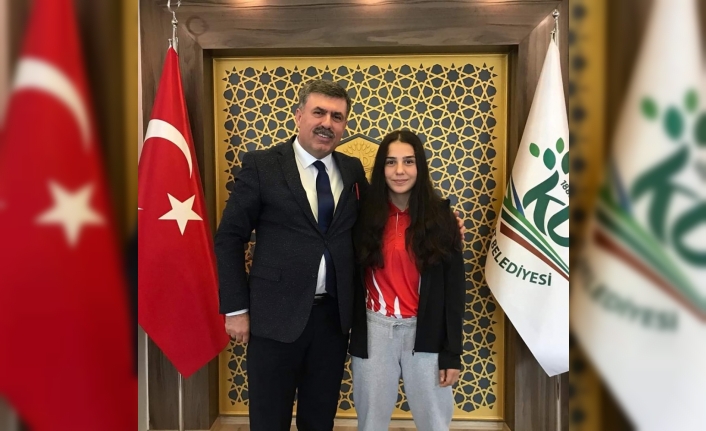 Başkan Cankul, Şampiyon sporcuyu ağırladı