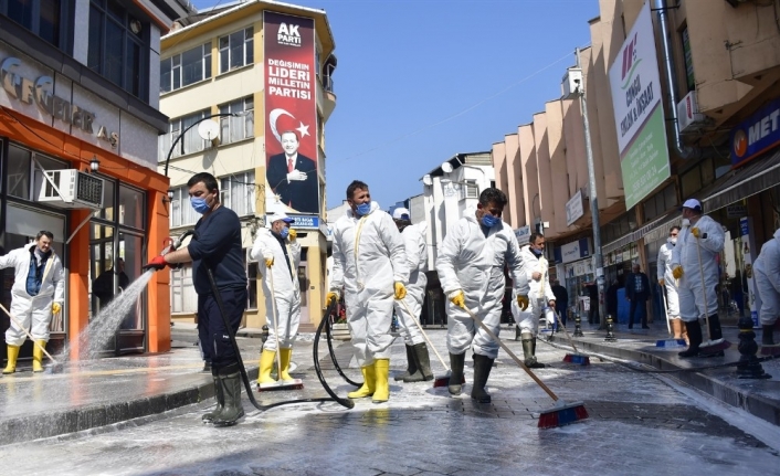 Biga Belediyesi’nden dezenfekte seferberliği