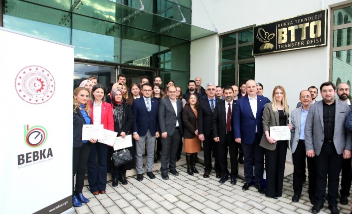 Bursa Teknik Üniversitesi’nde sertifika heyecanı