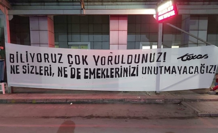 Bursaspor taraftarlarından sağlık çalışanlarına destek