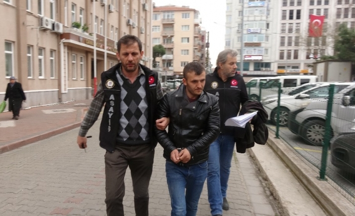 Çanakkale’de 5 adet LCD televizyon çalan hırsız yakalandı