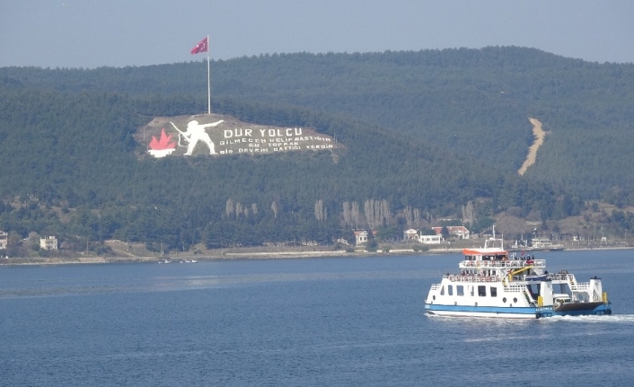 Çanakkale’de koronavirüs nedeniyle feribot seferleri azaltıldı