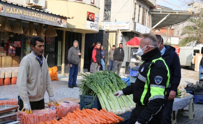 Edremit Körfezi’nin en büyük halk pazarında gıda dışında sergi açılmasına izin verilmedi