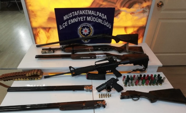 Ev değil silah deposu