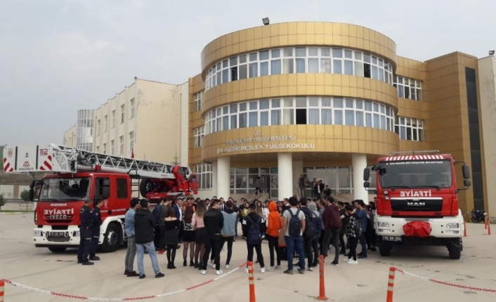 Geleceğin itfaiyecileri Balıkesir’de yetişecek