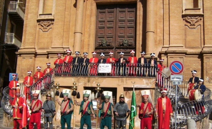 Hayat kurtaran mehter başı