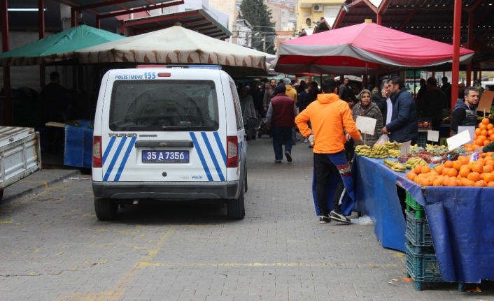 İzmir’de 65 yaş üstü vatandaşlara polis ve bekçiden uyarı