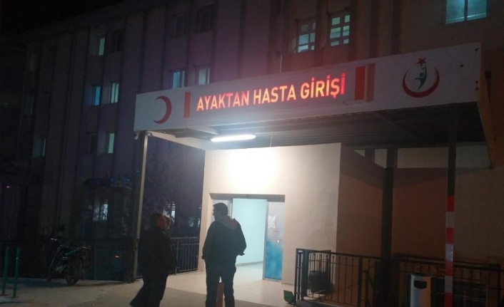 İzmir’de gıda zehirlenmesi şüphesi: 13 kişi hastaneye başvurdu