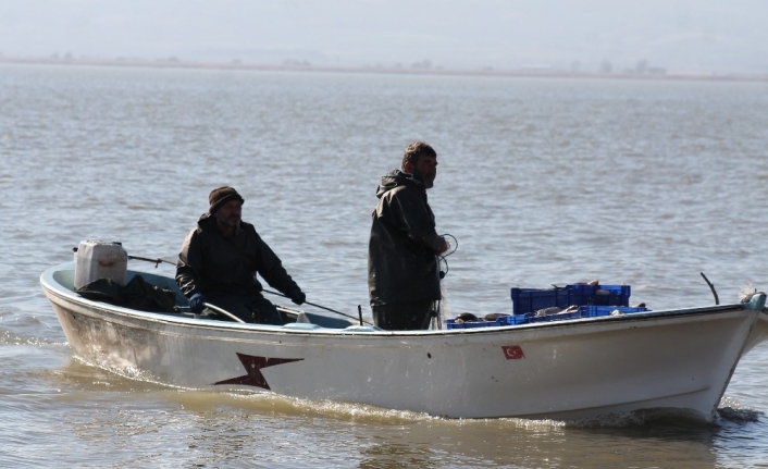 Manyas gölünde av yasağı başlıyor