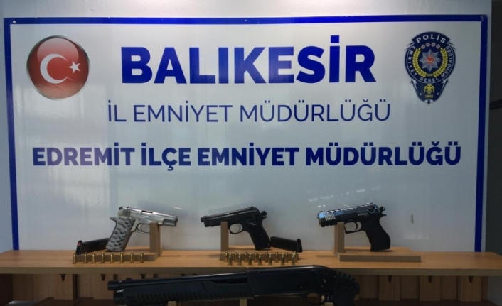 Balıkesir’de polis son 1 ayda 87 silah yakaladı