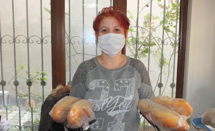 Bandırmalı muhtarlardan ekmek kampanyası