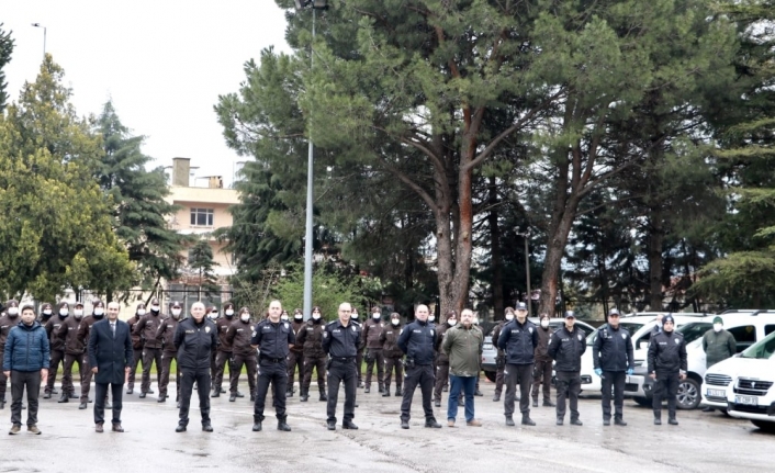 Bekçiler bu defa para vermek için kapı kapı gezdi