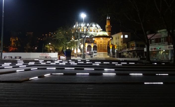 Bursa yasak sonrası sessizliğe büründü