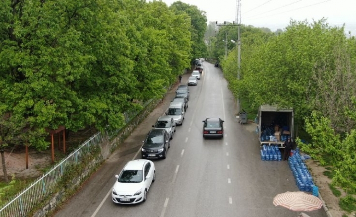 Bursa’da sonu görünmeyen su kuyruğu