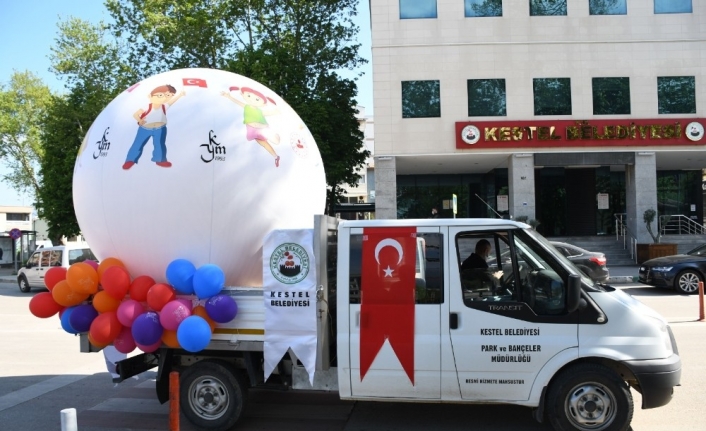 Kestel’de çocuklara 23 Nisan sürprizi