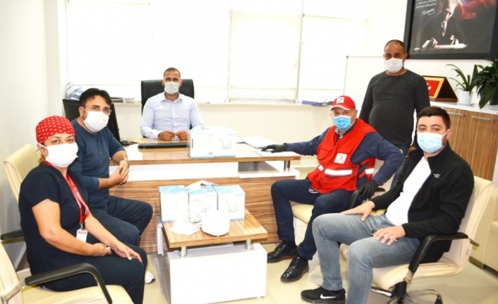 Türk Kızılay’ı Ayvalık Devlet Hastanesi’ne 8 adet solunum cihazı bağışladı