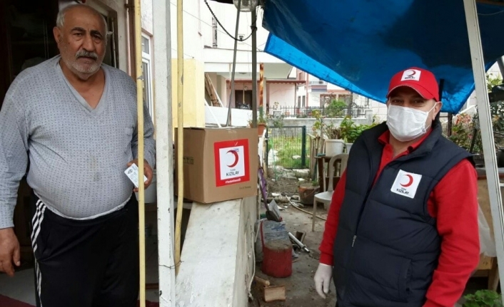 Türk Kızılayı Edremit Şubesi yardımlara devam ediyor