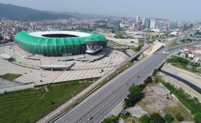 4 gün sürecek kısıtlamada Bursa güne sessiz başladı