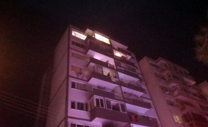 9 katlı binanda korkutan yangın