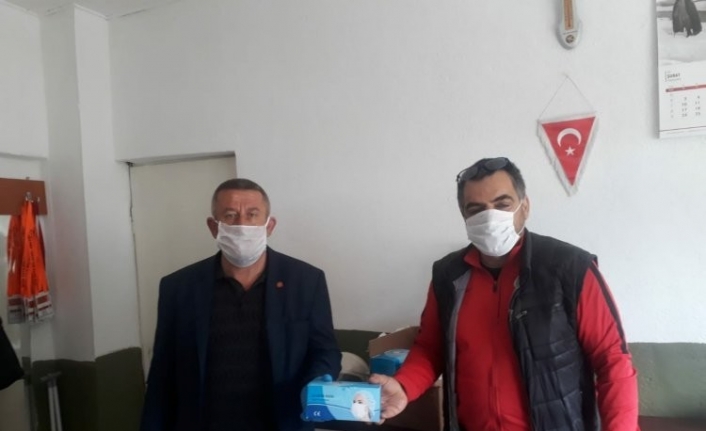 Balıkesir ASKF’den maske desteği