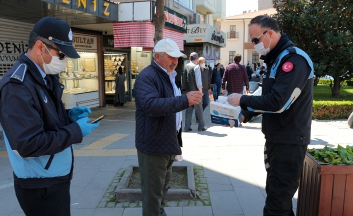 Balıkesir’de maskesiz sokağa çıkmak yasaklandı