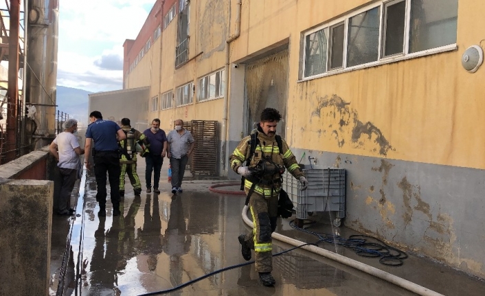 Bursa’da unlu mamulleri fabrikasında yangın