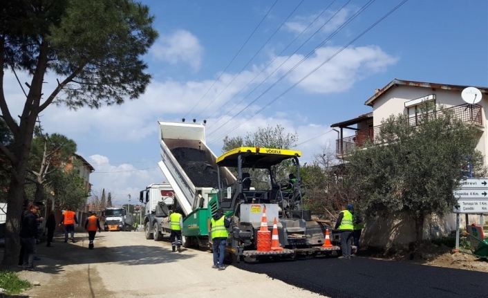 Çamdibi ve Temaşalık mahalleleri arasında asfalt serildi