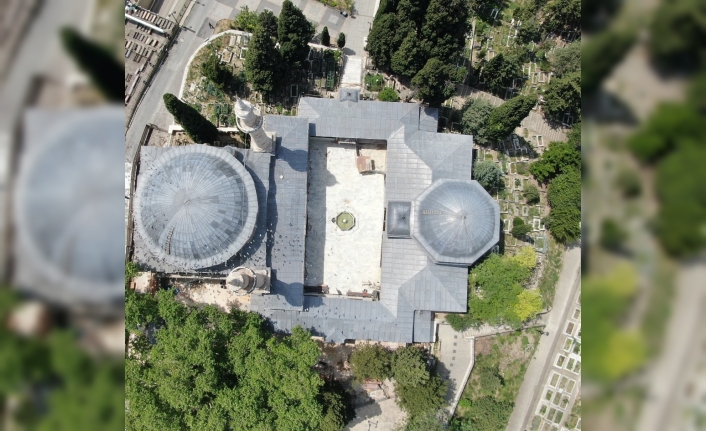 Emirsultan Camii depreme dayanamaz