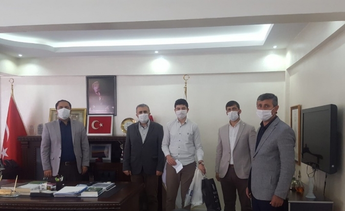Korona sürecinde uzaktan eğitimle hafız oldular