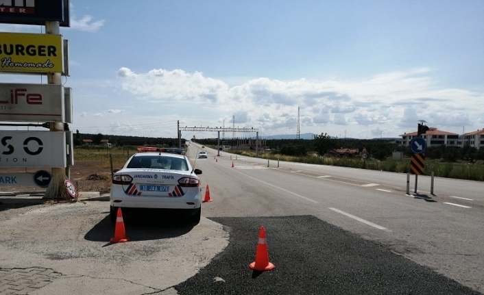 Balıkesir’da jandarmadan özel trafik denetimi