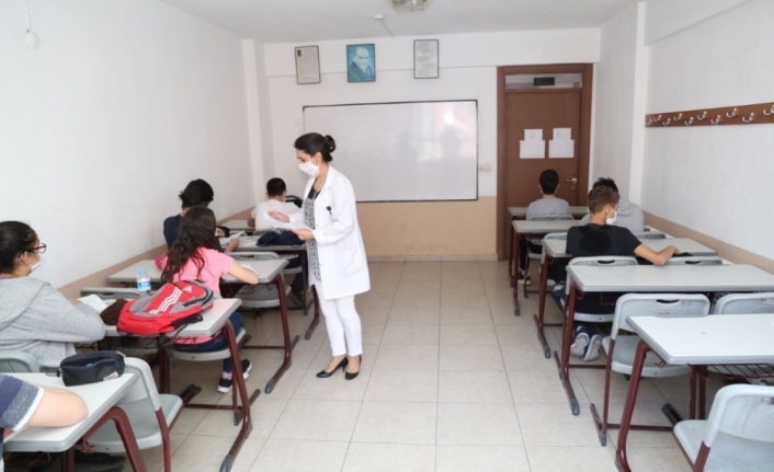Burhaniye’de Sosyal Eğitim Merkezi açıldı