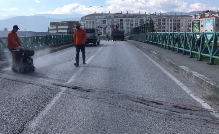 Bursa’nın ana yolları sokağa çıkma kısıtlamasında yenilendi