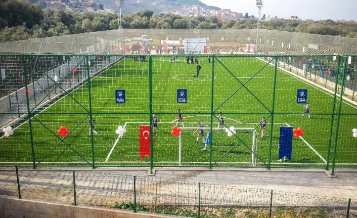 Büyükşehir’den üniversiteye yeni ‘futbol sahası’ müjdesi