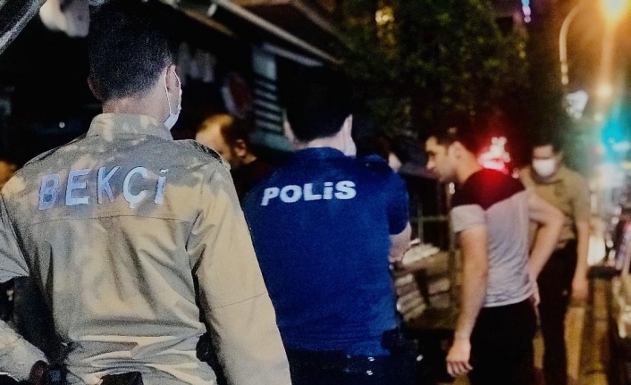 Cadde üzerinde yürürken, manganda kurşunuyla yaralandı