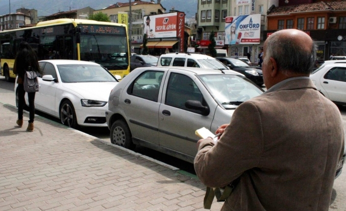 Fahri trafik müfettişleri 4,2 milyon sürücüye ceza yazdı