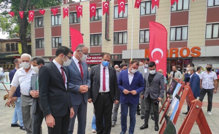 15 Temmuz’un çarpıcı fotoğrafları İznik’te izlenime açıldı