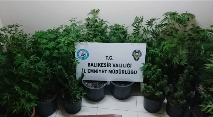 Balıkesir’de 5 uyuşturucu taciri yakalandı