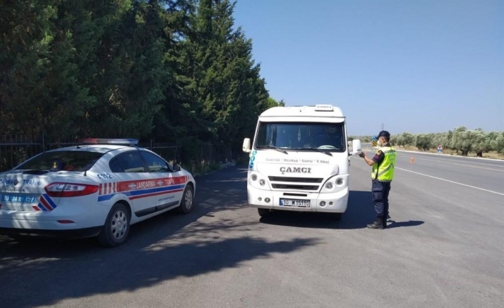 Balıkesir’de jandarmadan trafik uygulaması