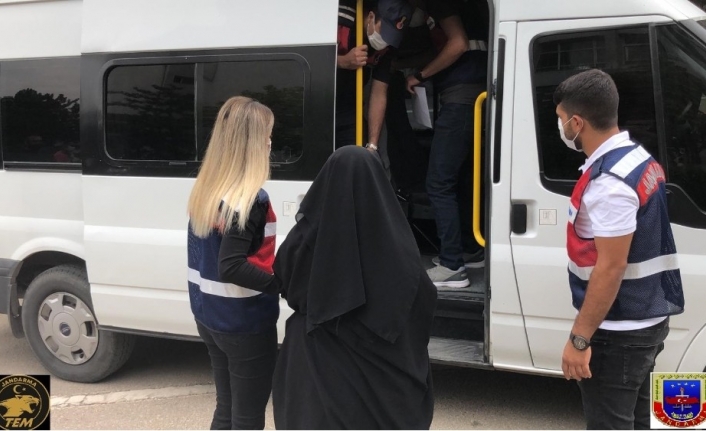 Bursa’da şafak vakti DEAŞ operasyonu: 1’i kadın 4 kişi gözaltında