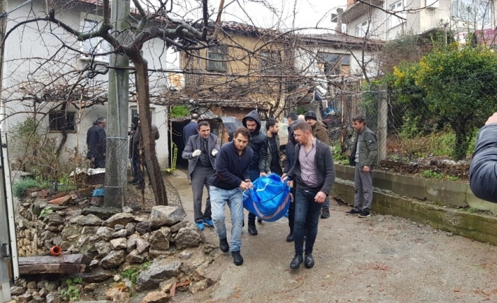 Bursa’daki baltalı cinayete ağırlaştırılmış müebbet ile 15 yıl hapis cezası istendi