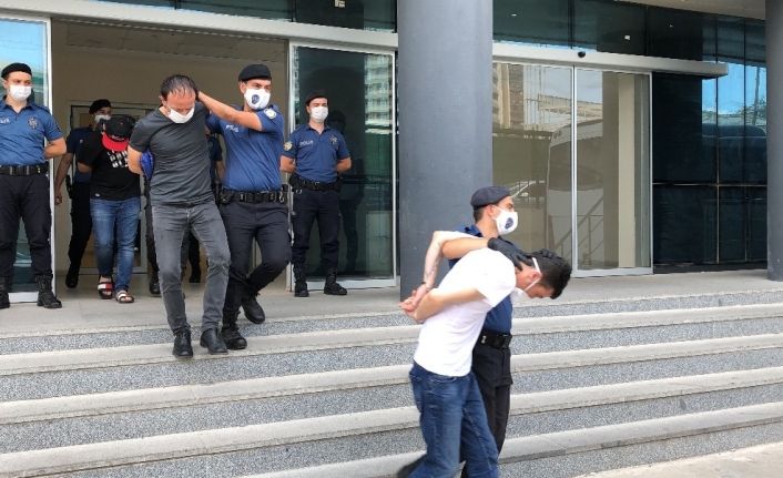 Bursa’daki uyuşturucu operasyonunda 8 tutuklama