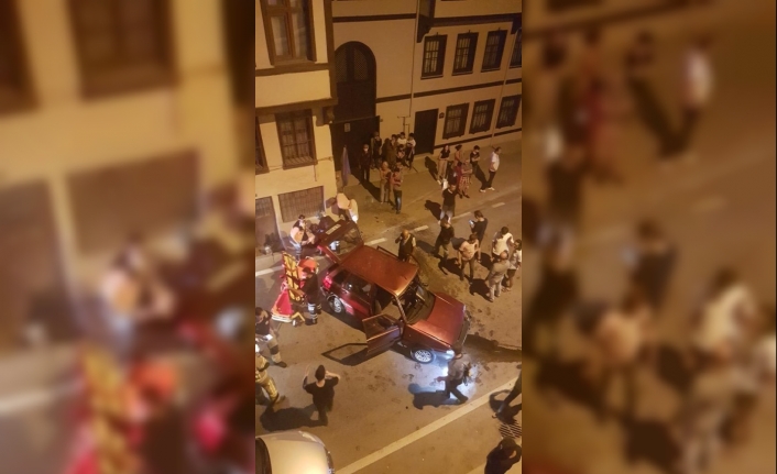 Dikkatsizlik sonucu duvara çarptı: 1 ağır yaralı