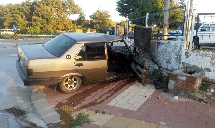 Kaza yapıp kaçtılar