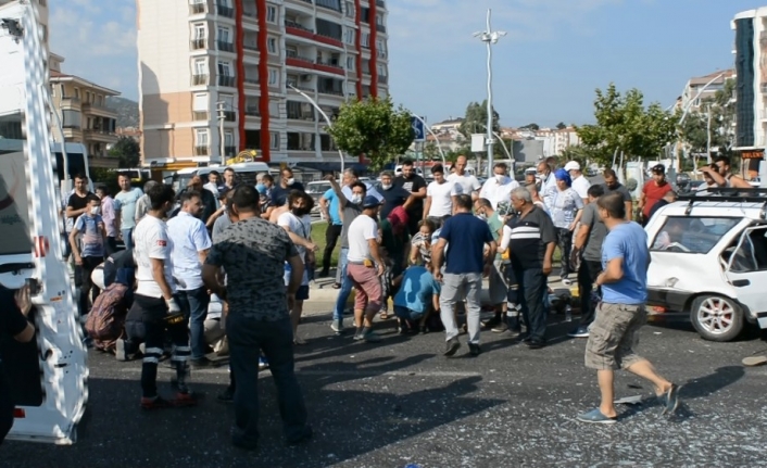 Yardım edelim derken sosyal mesafeyi hiçe saydılar