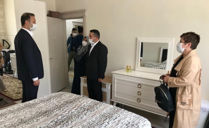 30 çiftin mobilyaları İnegöl’den